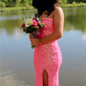 Elegant Pink Lace Dress